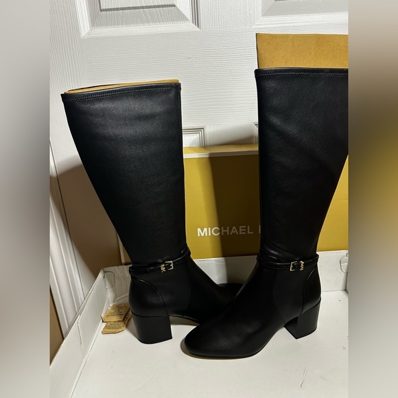 Michael Kors | Ella Block Heel Boot - Picture 5 of 10